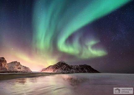 Удивительное полярное сияние