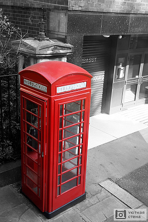 Знаменитая телефонная будка Лондона