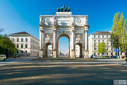 Фотообои Триумфальная арка в Мюнхене