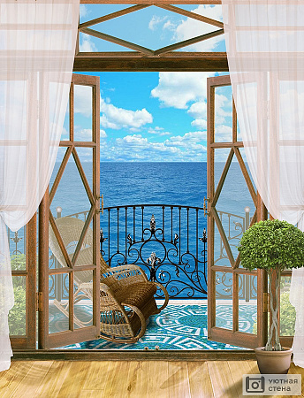 Вид на море через окно балкона