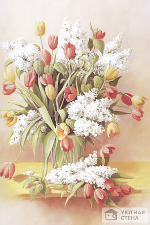 Тюльпаны и цветы сирени
