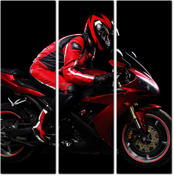 Мотоциклист в красном