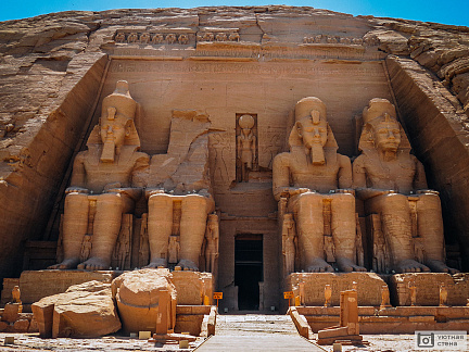 Фотообои У входа в храм Рамзеса II. Египет