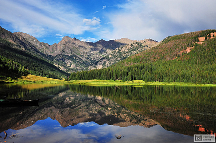Фотообои Горное озеро в Колорадо