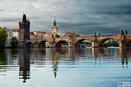 Фотообои Карлов мост на Рассвете. Прага. Чехия