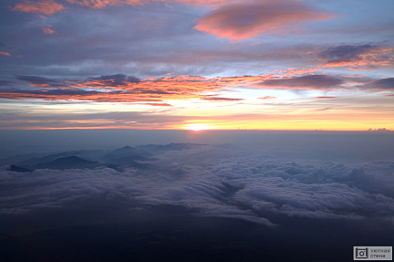 Фотообои Восход с высоты птичьего полета