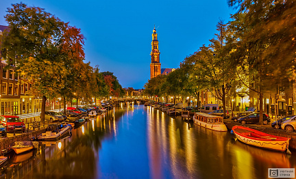 Фотообои Церковь на канале Принсенграхт в Амстердаме