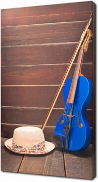 Синяя скрипка и соломенная шляпа