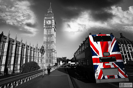 Фотообои Городской автобус Лондона, обернутый во флаг Англии