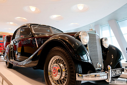 Mercedes-Benz 1937 года выпуска в музее Mercedes в Штутгарте
