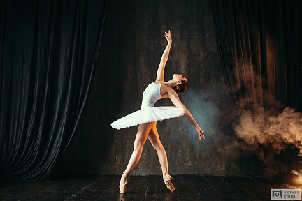 Балерина на сцене