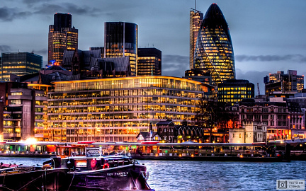 Фотообои Стильные небоскребы вечернего Лондона