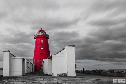 Красный маяк в Дублинском заливе