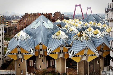 Квадратные дома в Роттердаме. Нидерланды