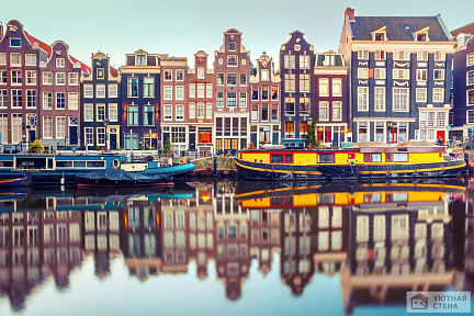 Фотообои Яркие лодки Амстердама