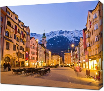 Вечернее изображение в Инсбруке, Австрия