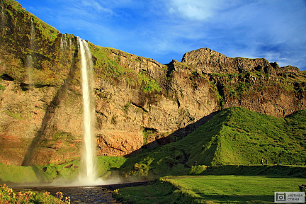 Фотообои Удивительный водопад в Исландии