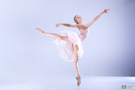 Легкие движения балерины
