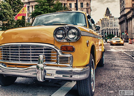 Винтажное старое такси в Нью-Йорке